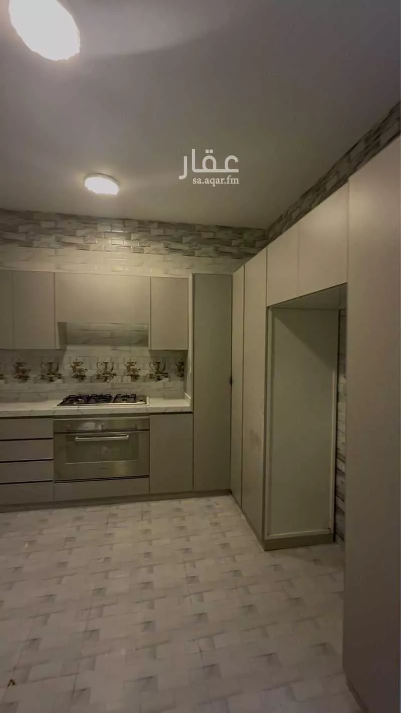 5 bedroom floor in Al Qadisiyah 3
