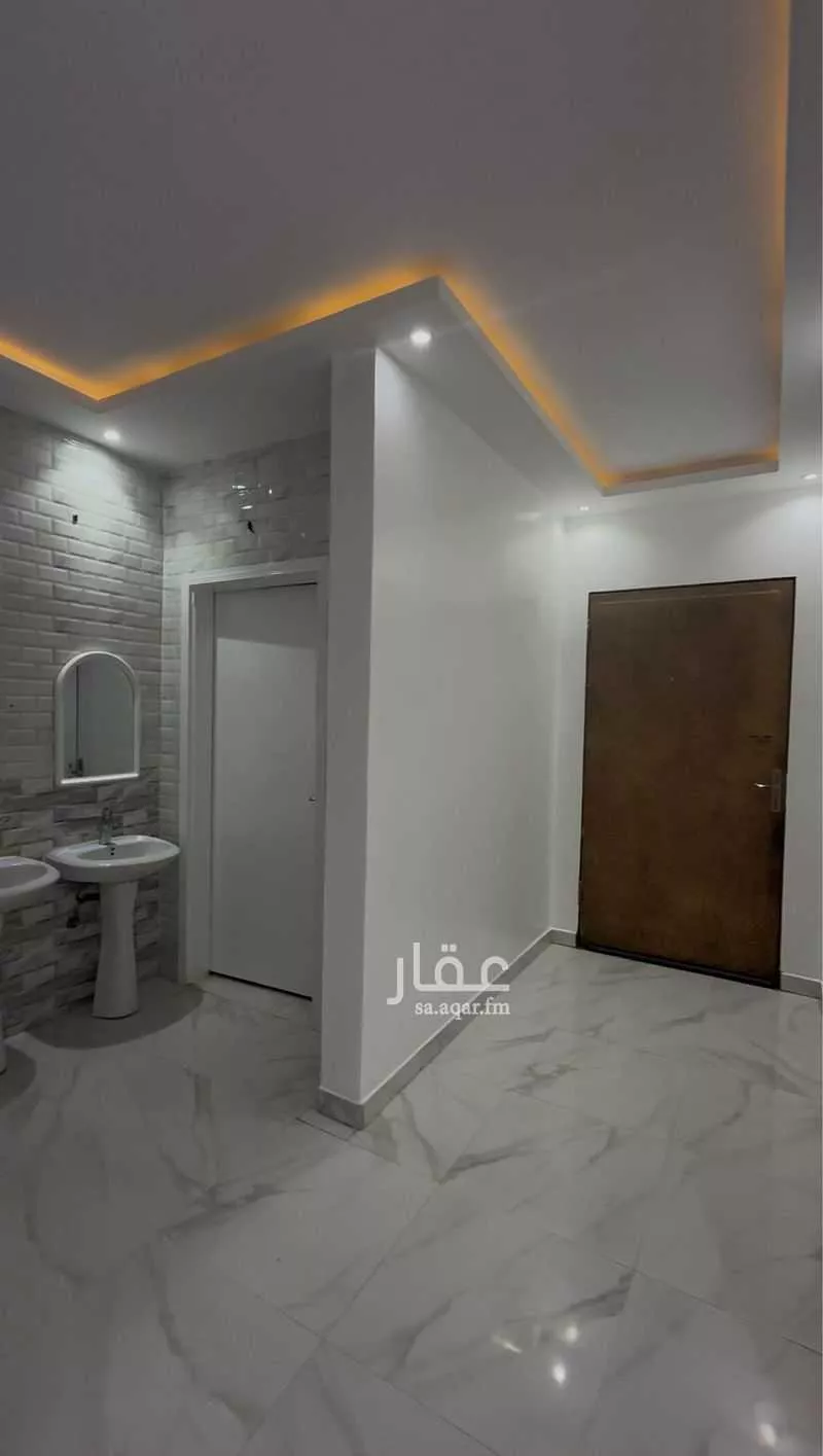 5 bedroom floor in Al Qadisiyah 5