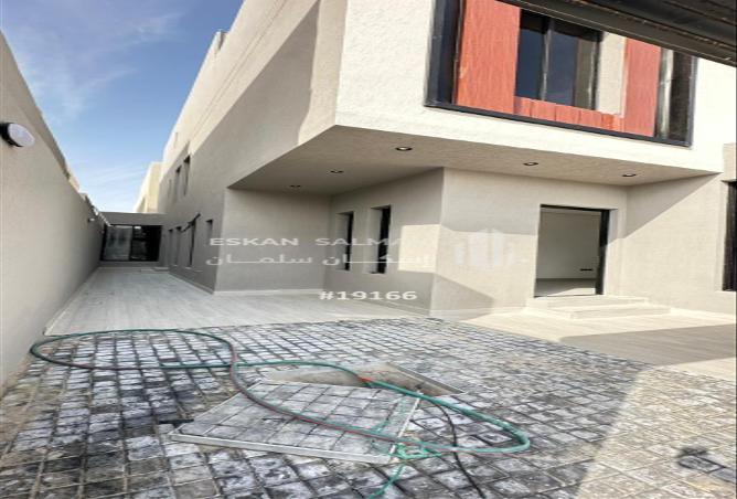 7 bedroom villa in Al Dana, Eastern Province