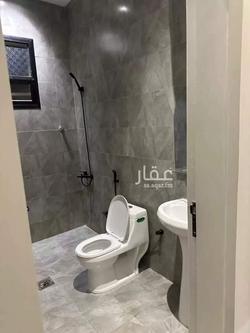 دور 5 غرف في بدر 11