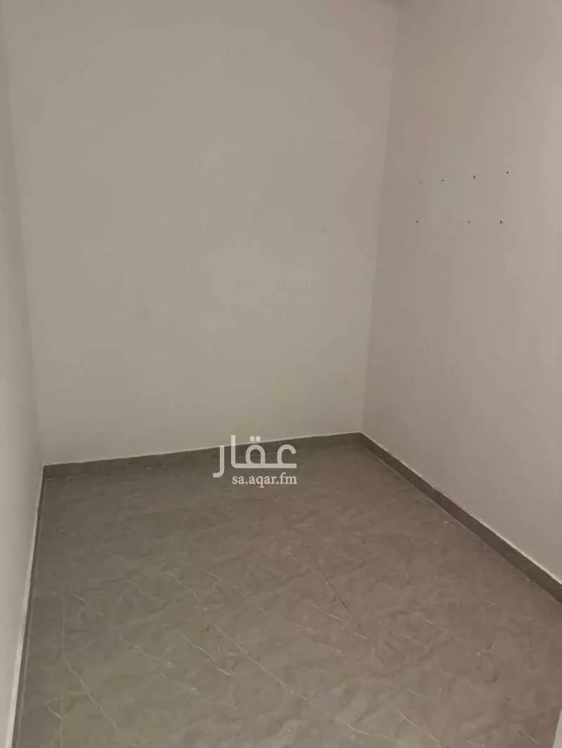 دور 5 غرف في بدر 8
