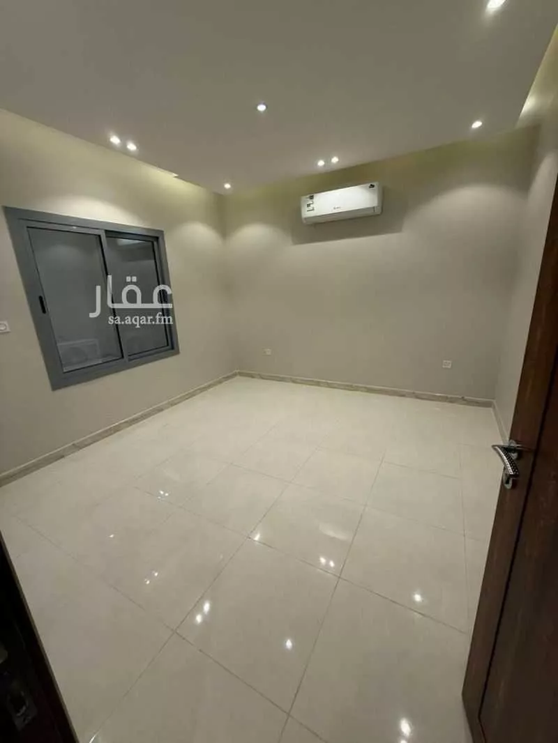 6 bedroom apartment in Al Sawari 7