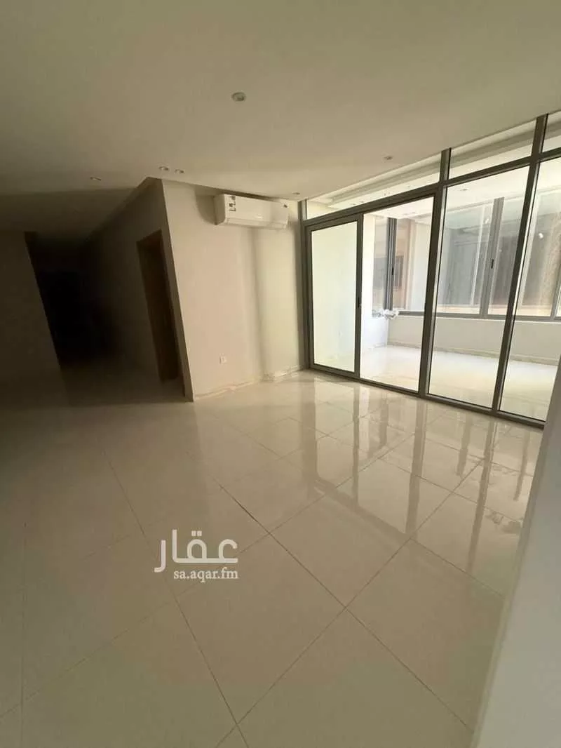6 bedroom apartment in Al Sawari 10