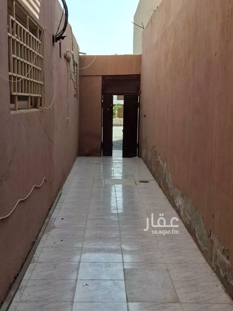 3 bedroom floor in Al Maseef 9
