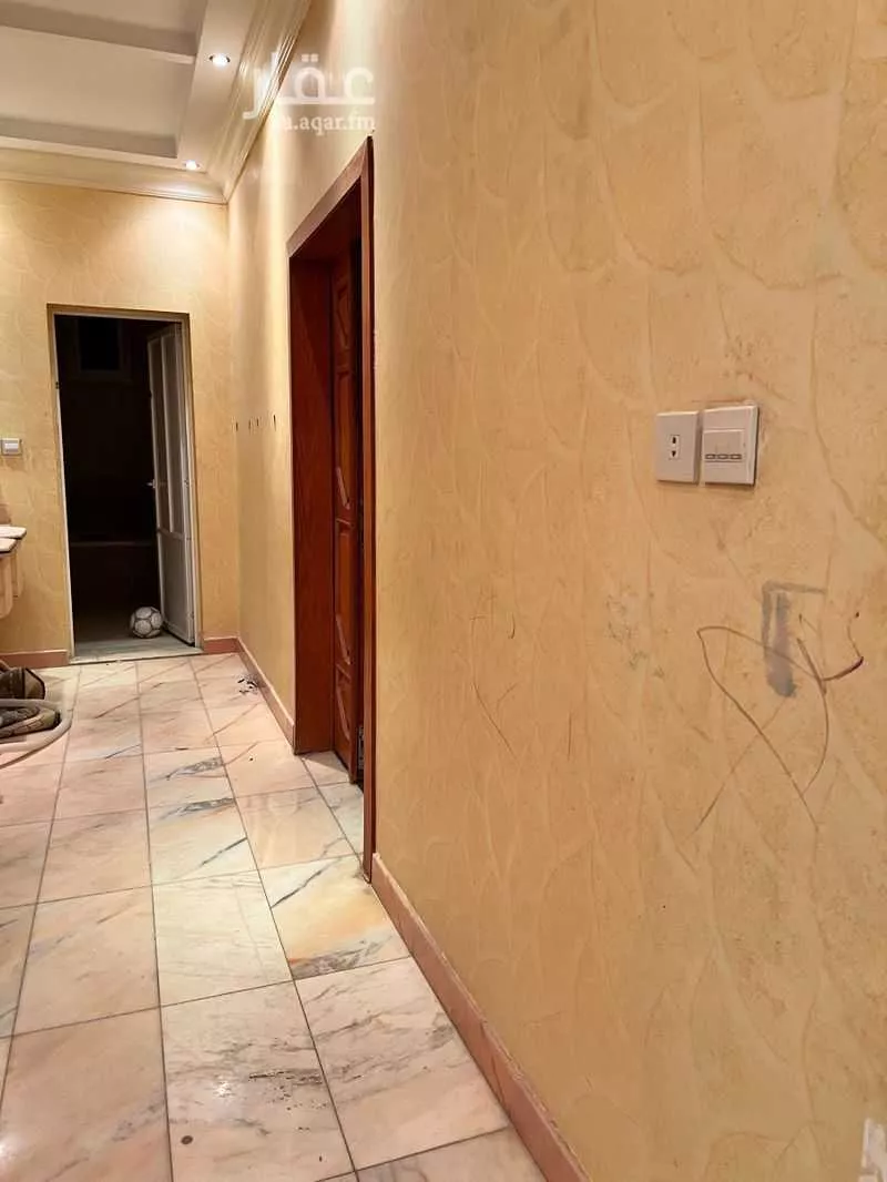 5 bedroom floor in Al Salam 9