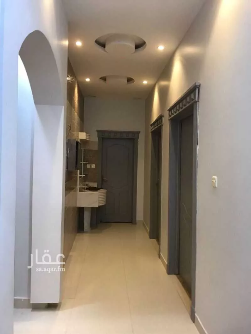 5 bedroom floor in Tuwaiq 7
