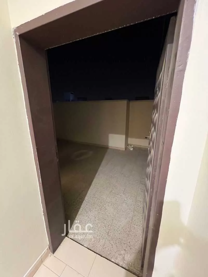 2 bedroom floor in As Saadah 9