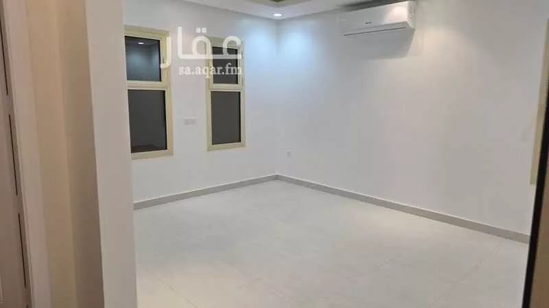 4 bedroom floor in Al Aridh 2