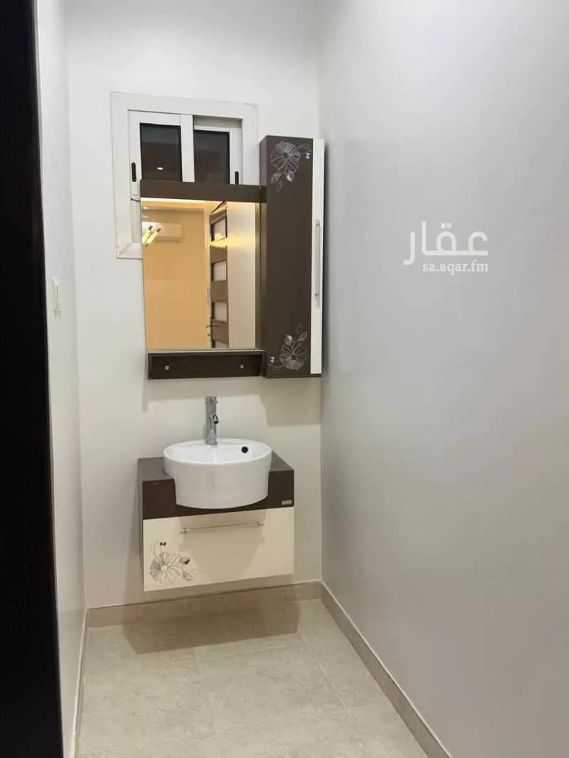 6 bedroom floor in Al Aridh 7