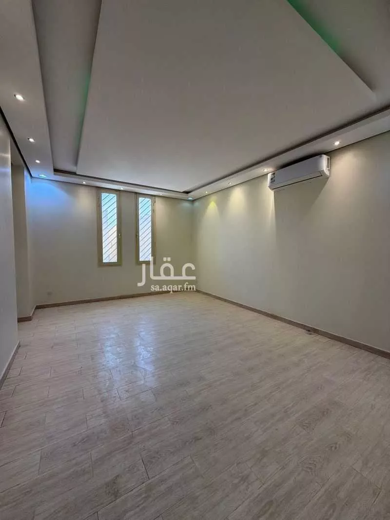 3 bedroom floor in Al Yasmin 2