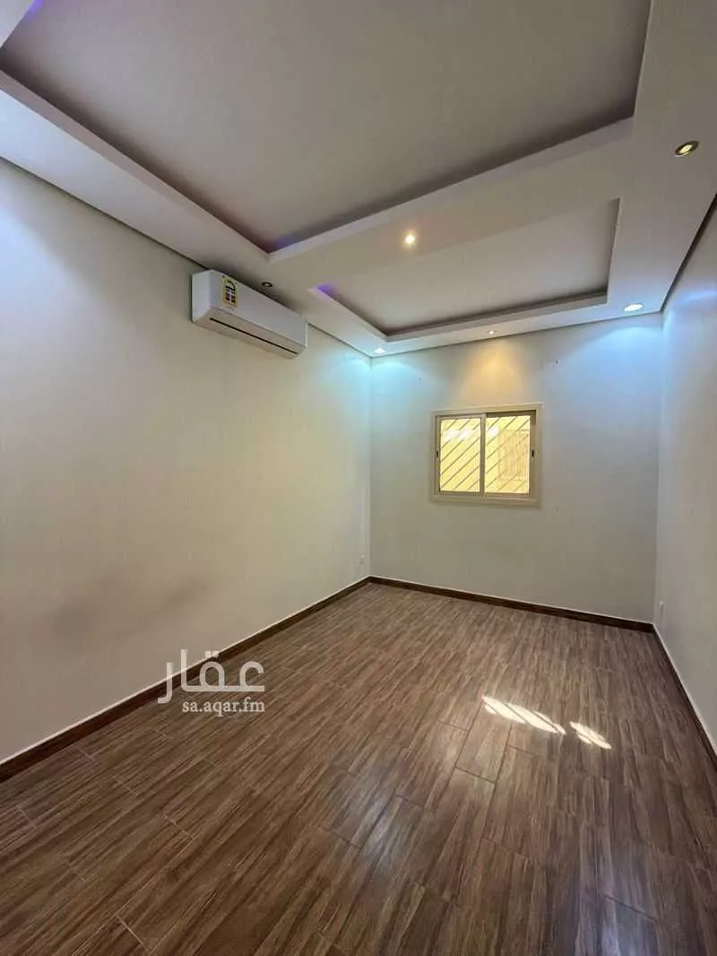 3 bedroom floor in Al Yasmin 8