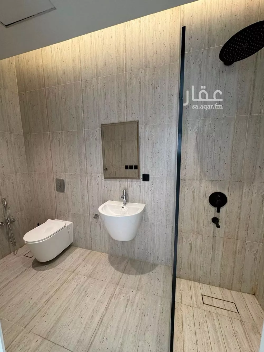 3 bedroom apartment in King Abdul Aziz, Riyadh 19