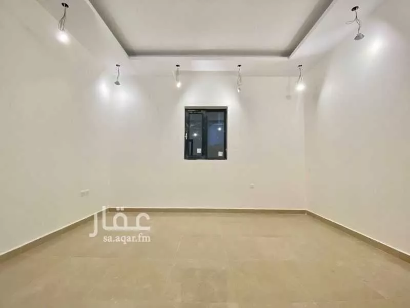 4 bedroom apartment in Al Salamah 7