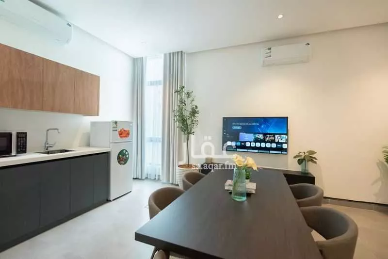 4 bedroom apartment in Al Qairawan 9