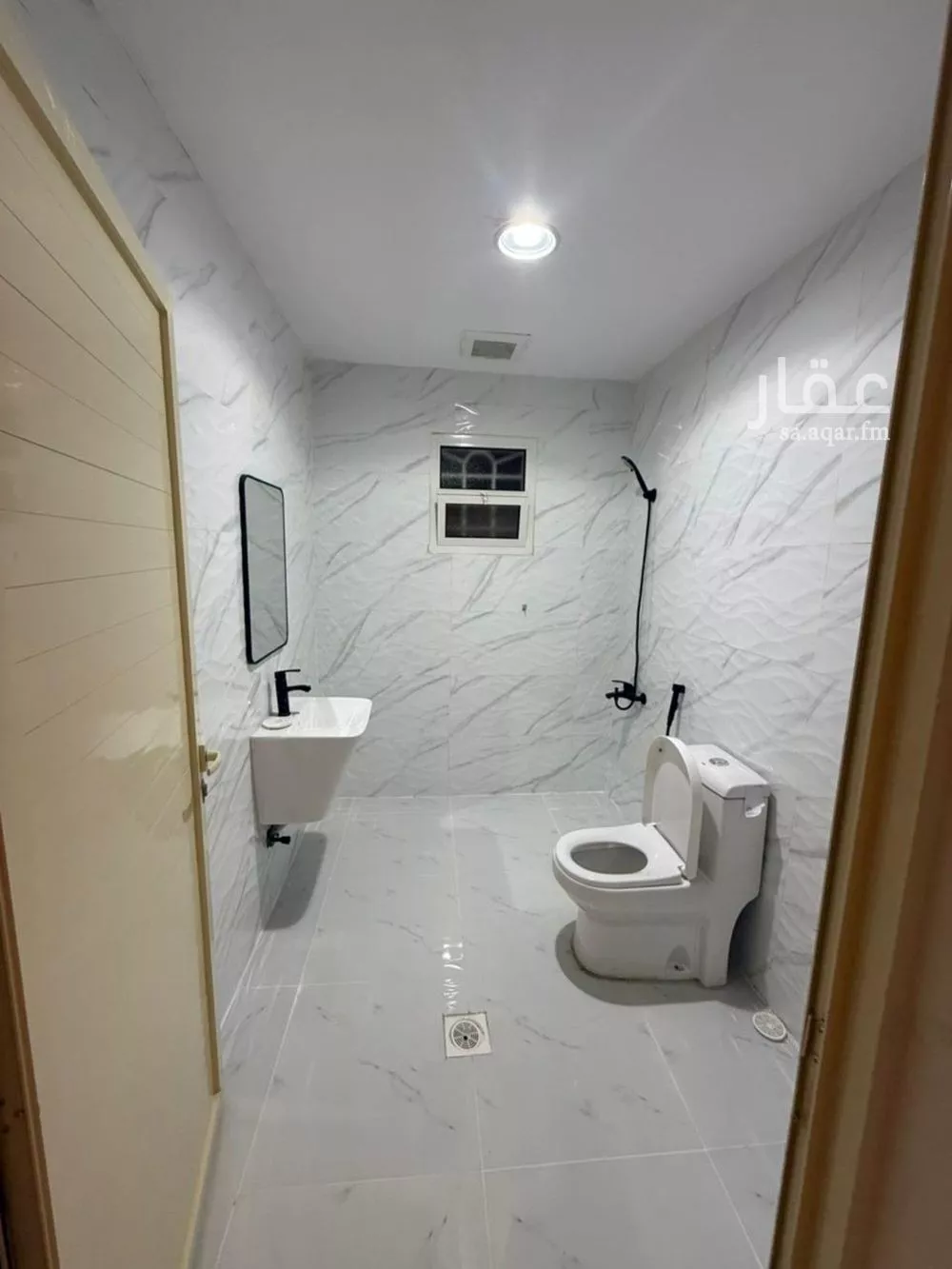 1 bedroom apartment in Ishbiliyah 4