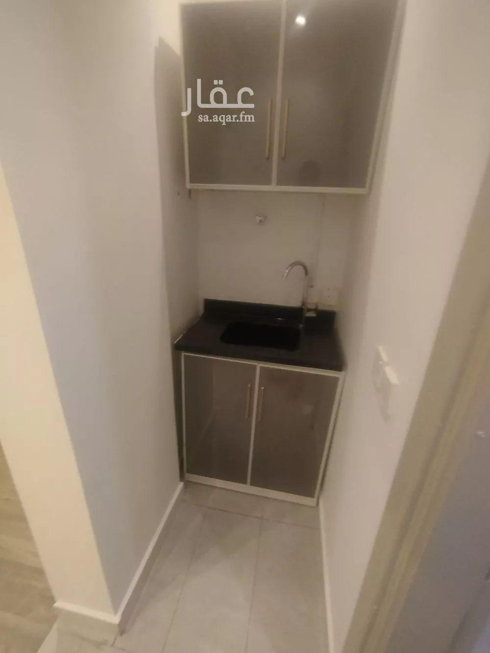 شقة 1 غرف في العقيق 16