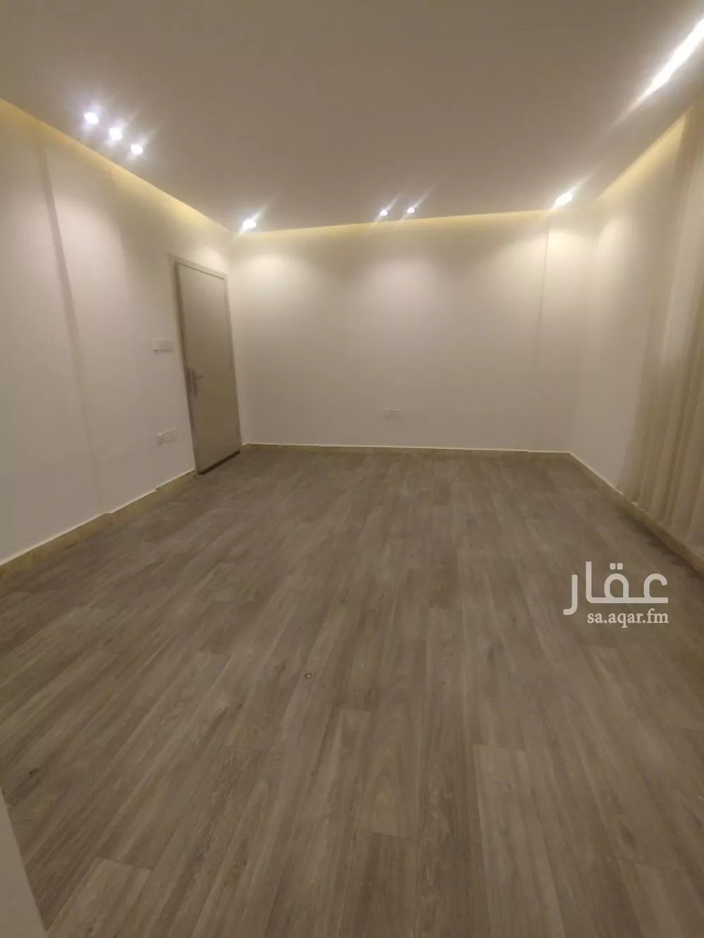 شقة 1 غرف في العقيق 7