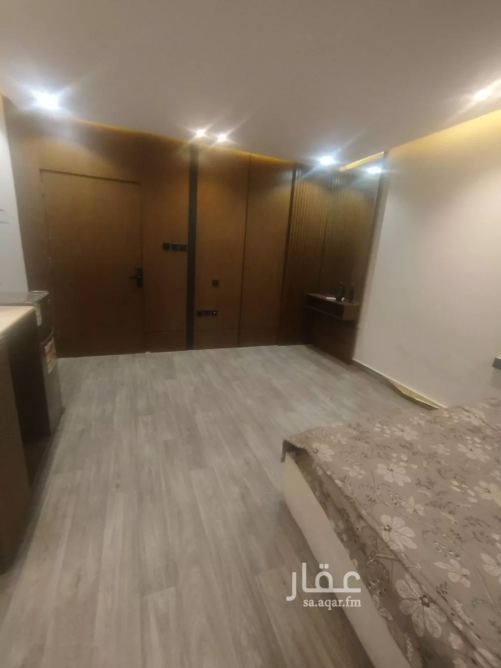 شقة 1 غرف في العقيق 10