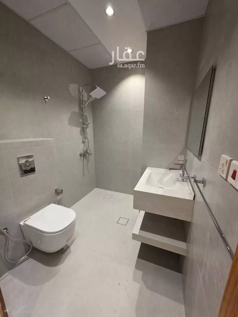 3 bedroom apartment in Al Zahra 5