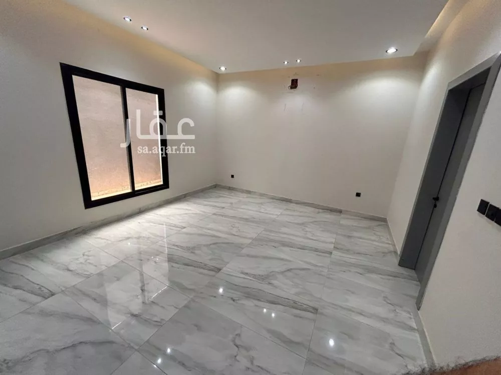 دور 5 غرف في عكاظ 11