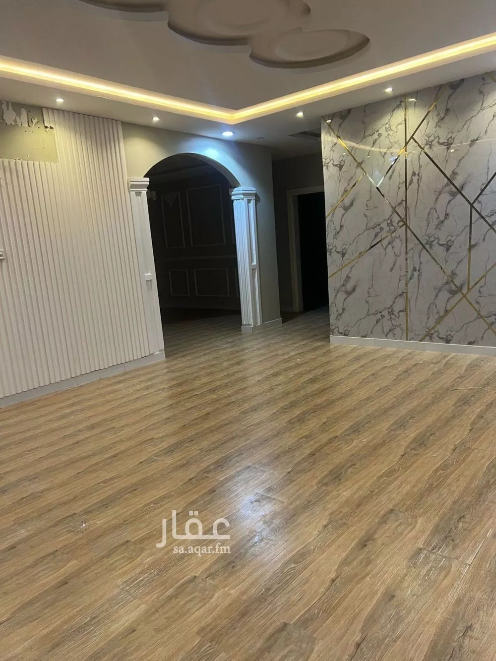 3 bedroom floor in Tuwaiq 8