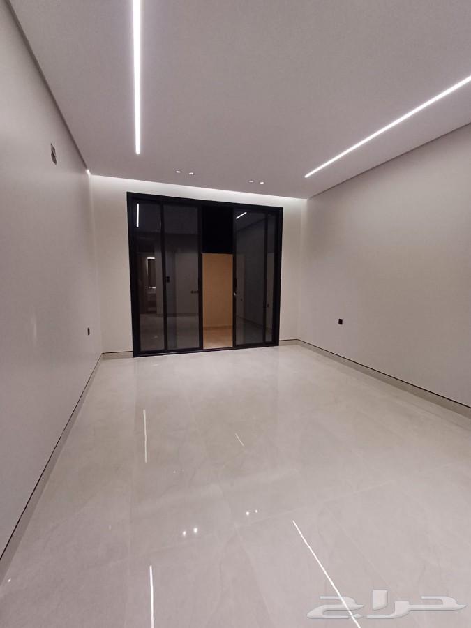 4 bedroom apartment in Al Janadriyah, Riyadh 7