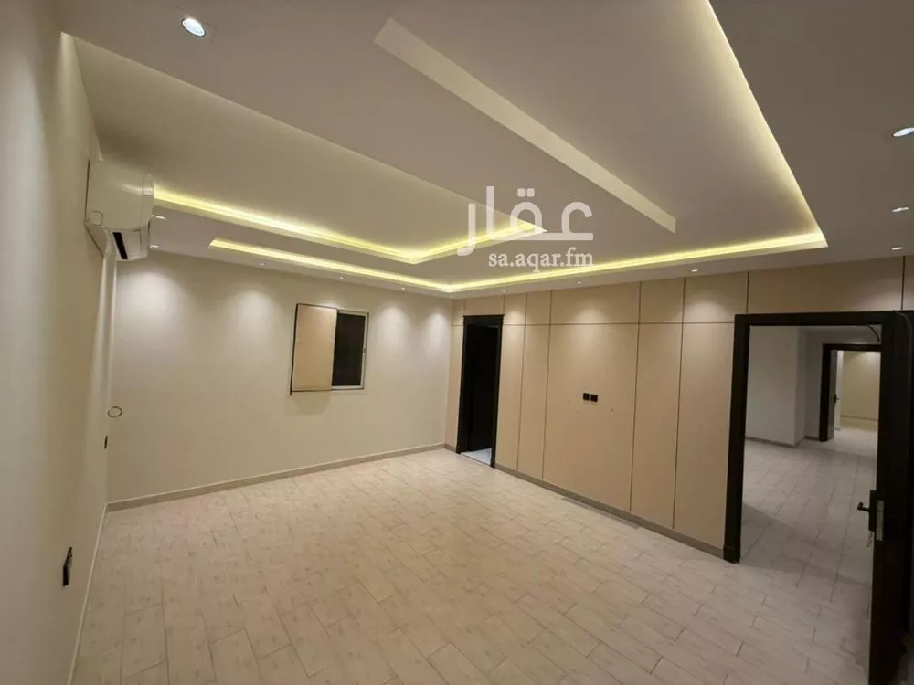 3 bedroom floor in Al Aridh 4