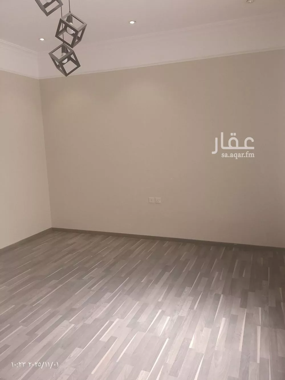 فيلا 5 غرف في الياسمين 16