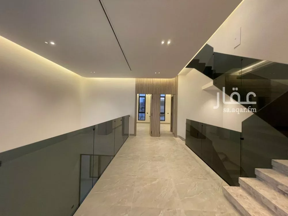 5 bedroom villa in Al Narjis 5
