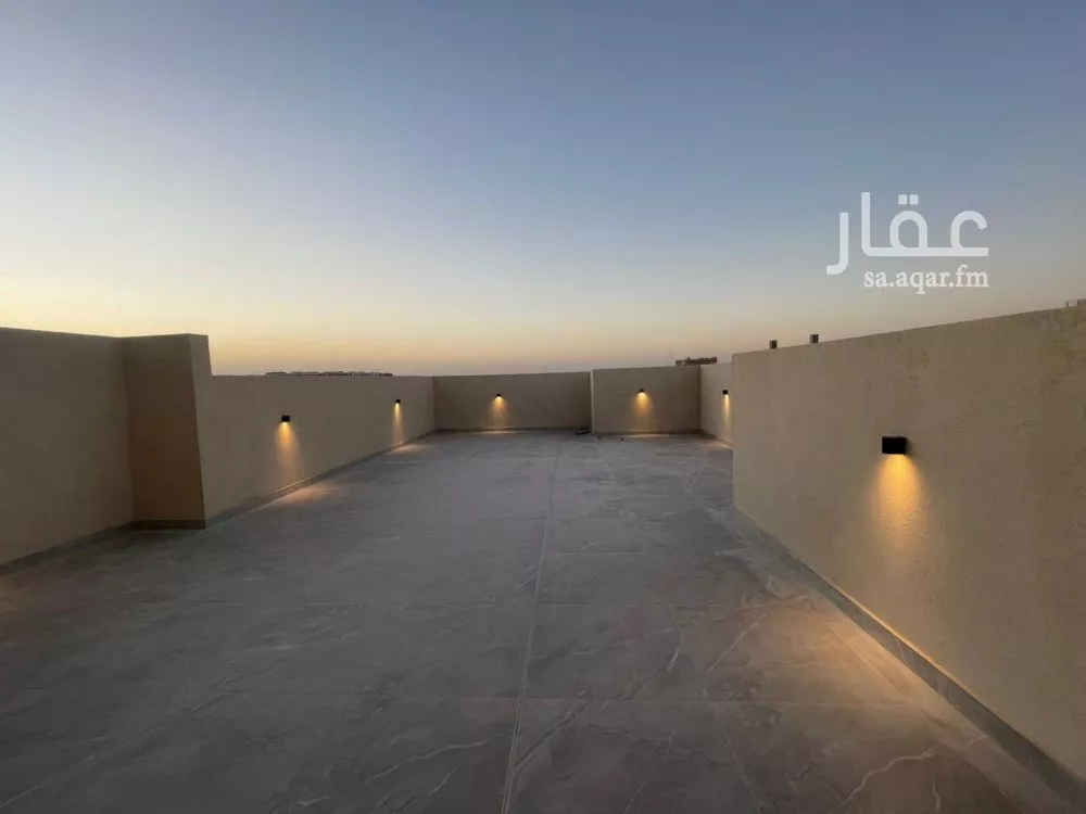 5 bedroom villa in Al Narjis 8