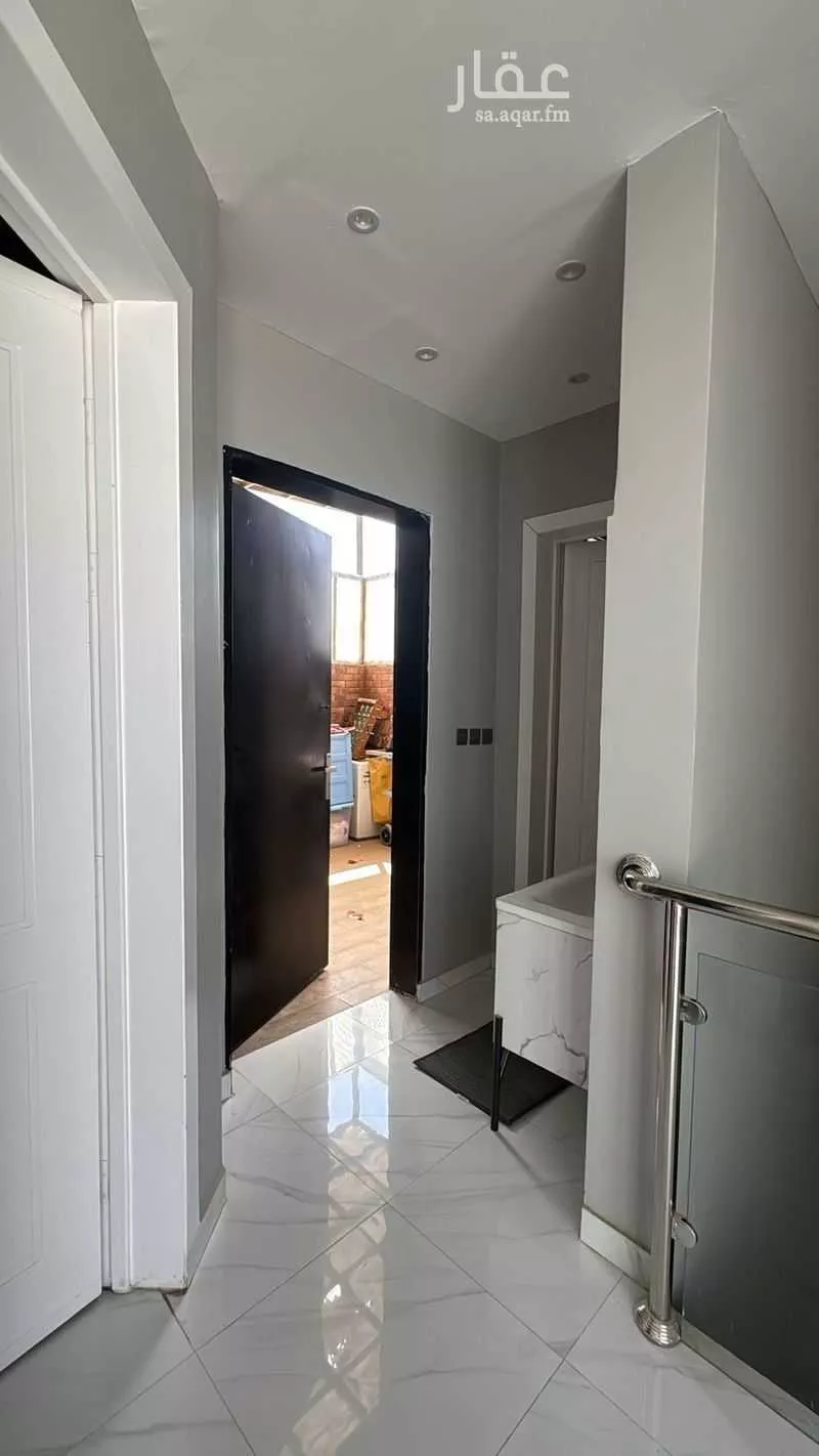 6 bedroom villa in Al Uraija Al Gharbiyah 13