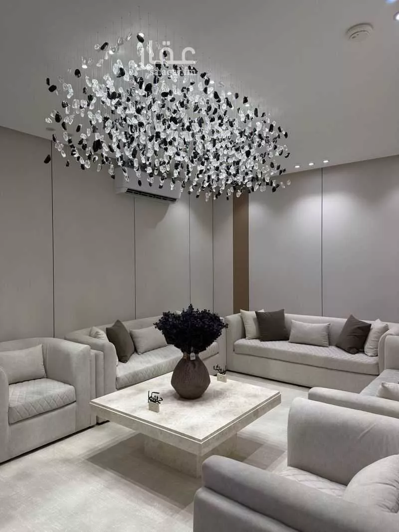 6 bedroom villa in Al Uraija Al Gharbiyah 18