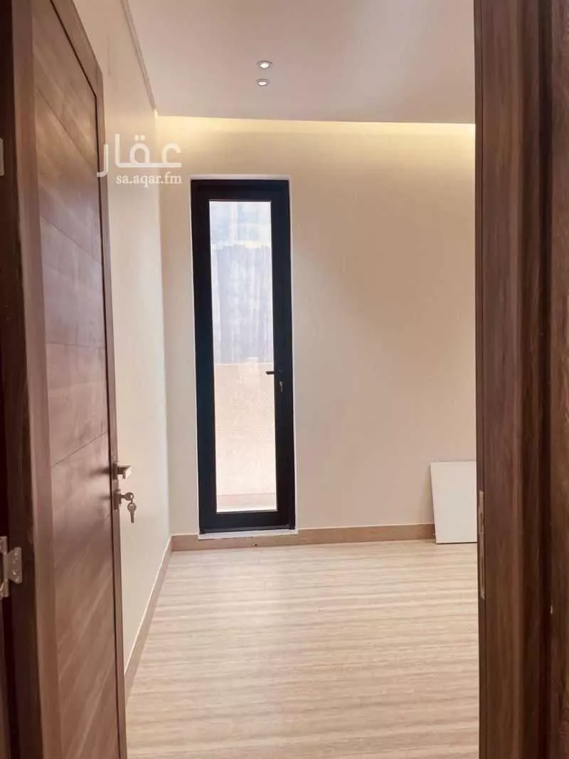 فيلا 3 غرف في الرمال 4