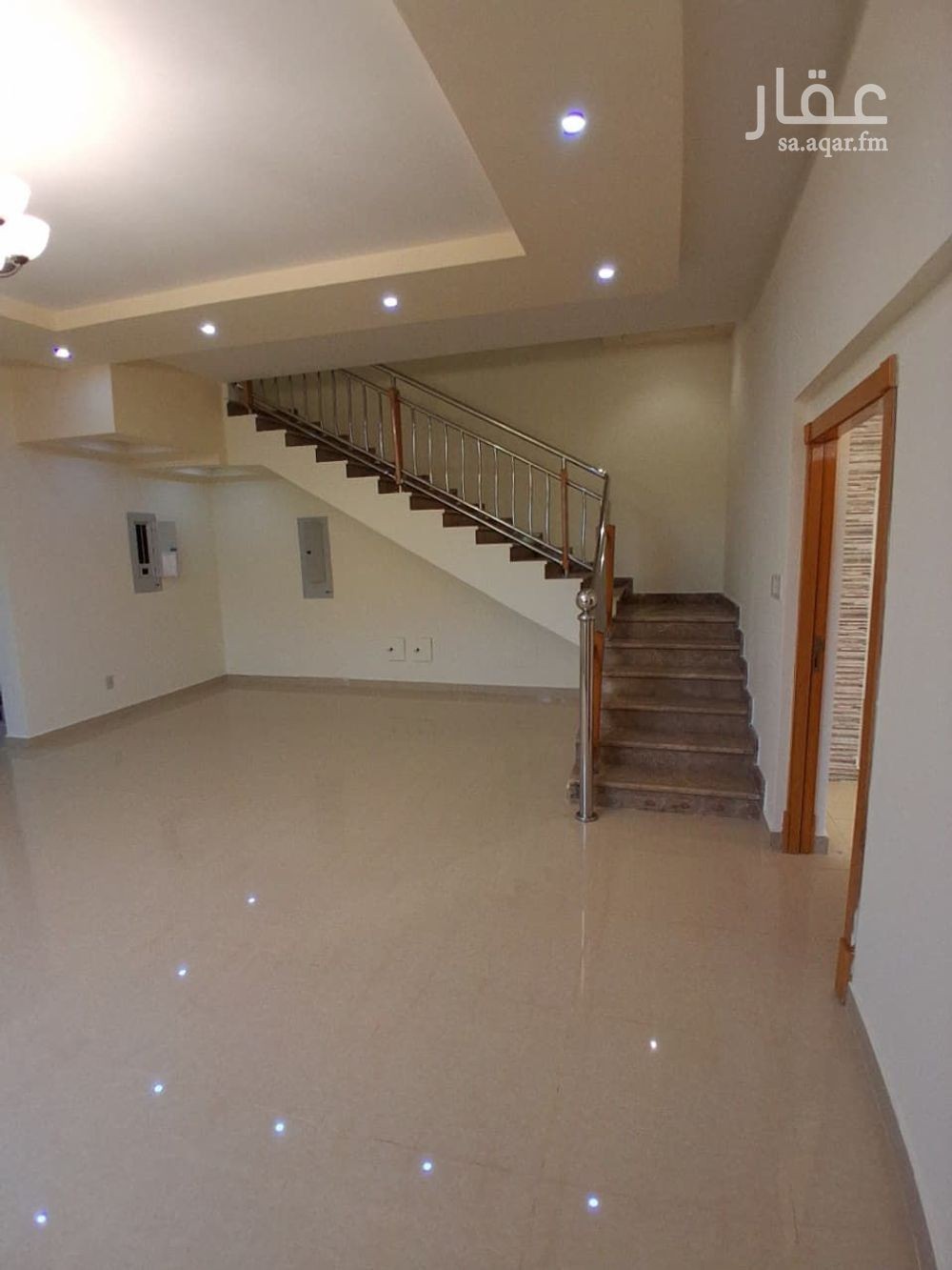 4 bedroom villa in Dareen, Eastern Province 13