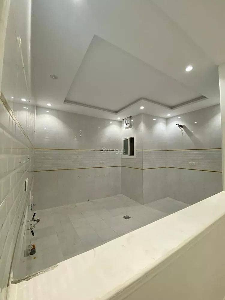 4 bedroom apartment in Al Rabwa, Jeddah 4
