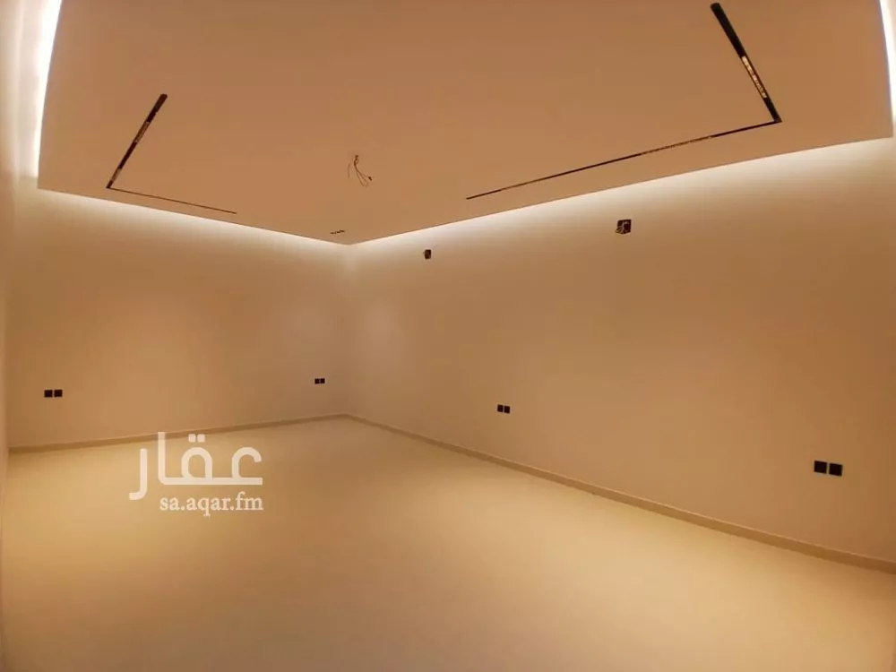 فيلا 5 غرف في الرمال 3