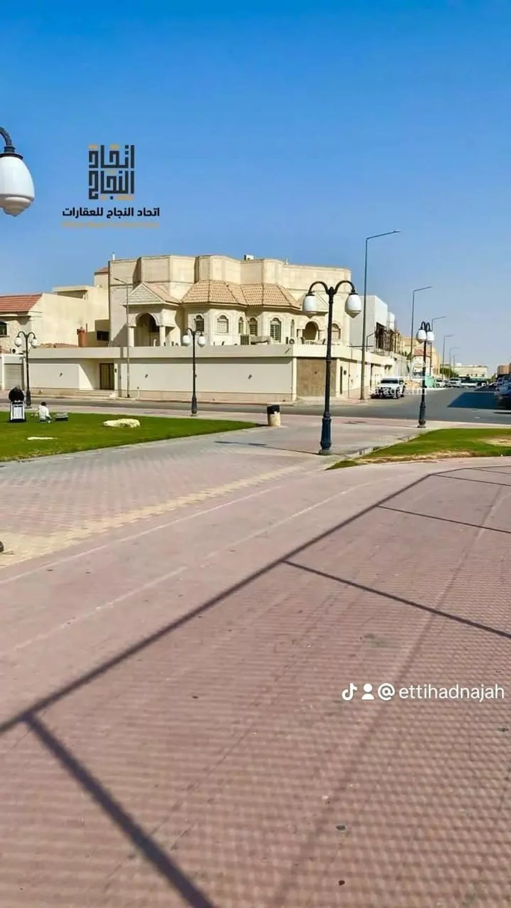 10 bedroom villa in Al Rawabi 2