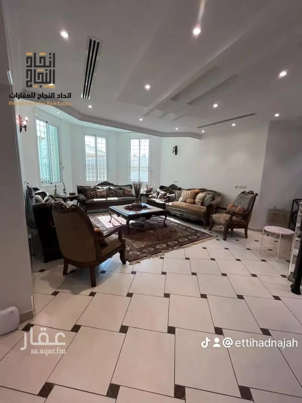 10 bedroom villa in Al Rawabi 13