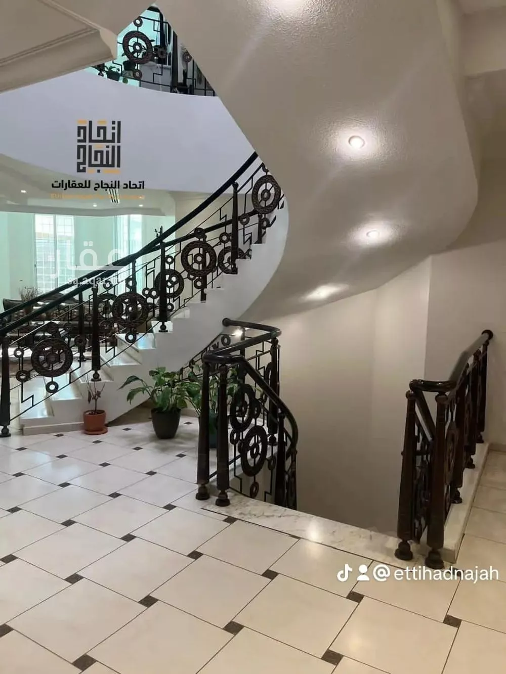 10 bedroom villa in Al Rawabi 15