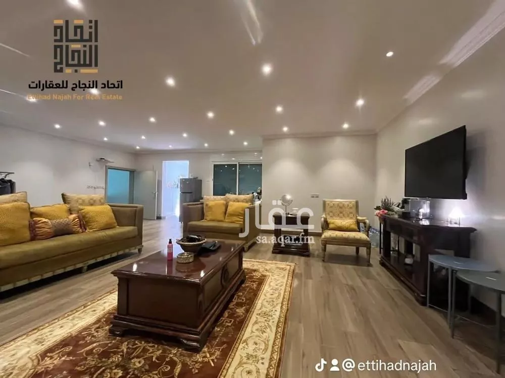 10 bedroom villa in Al Rawabi 22