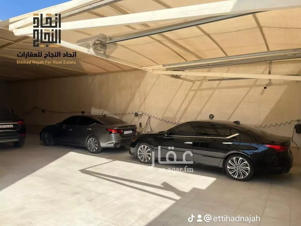 10 bedroom villa in Al Rawabi 5