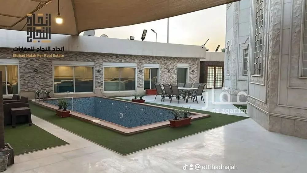 10 bedroom villa in Al Rawabi 6