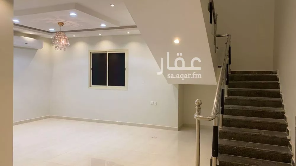 4 bedroom apartment in Al Malqa 18