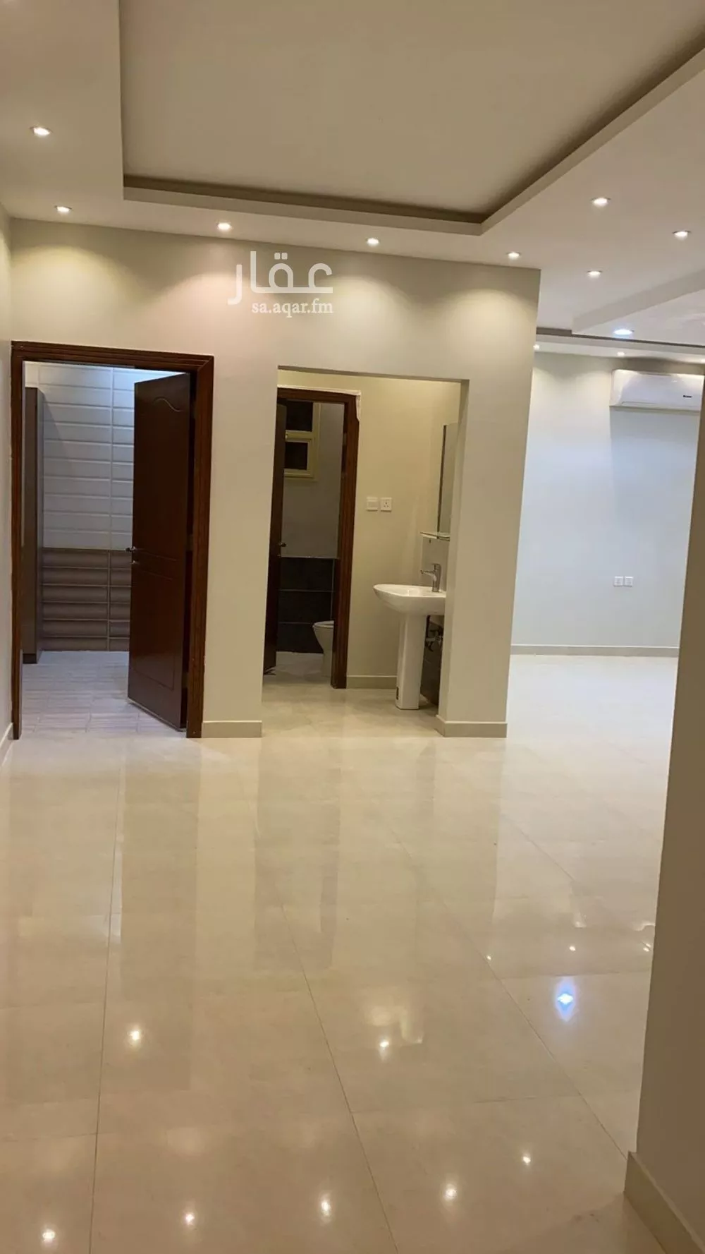 4 bedroom apartment in Al Malqa 8