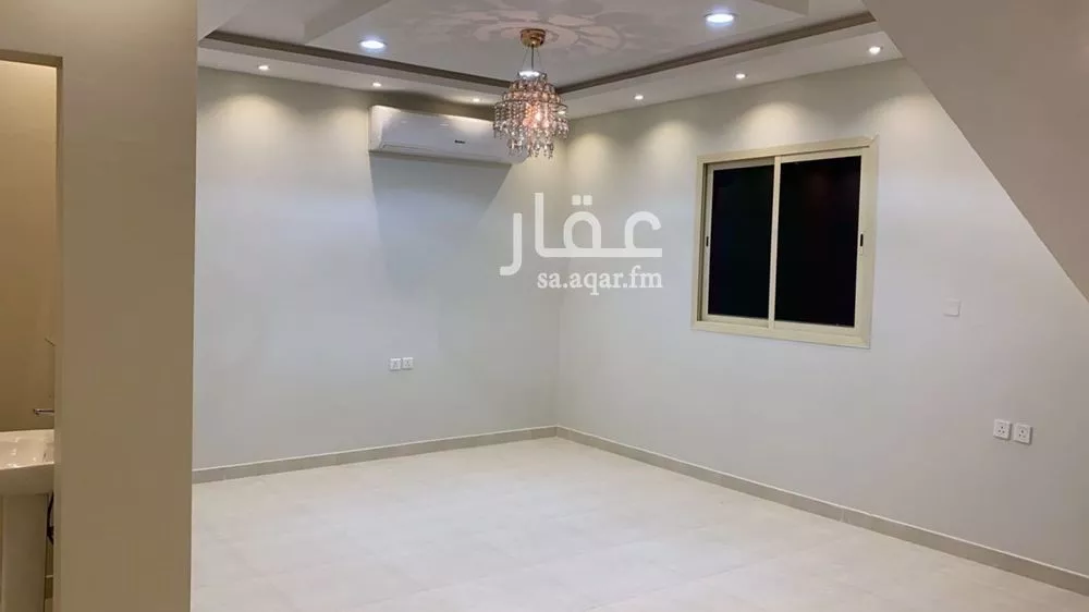 4 bedroom apartment in Al Malqa 9