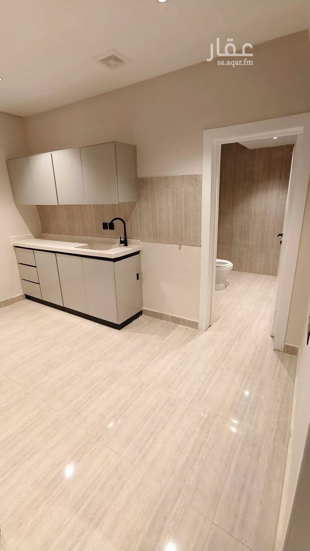1 bedroom apartment in Ad Dhubbat 7