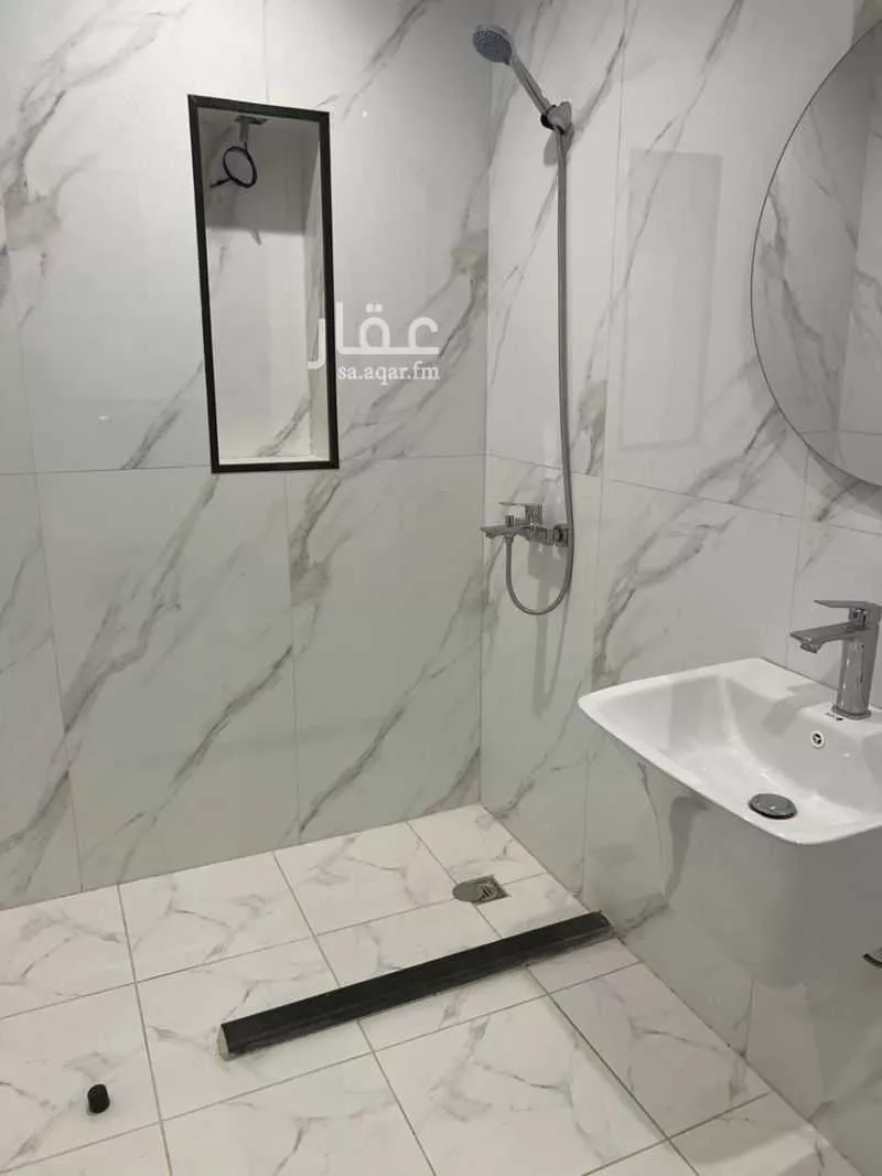 5 bedroom apartment in Al Fardus, Jeddah 6