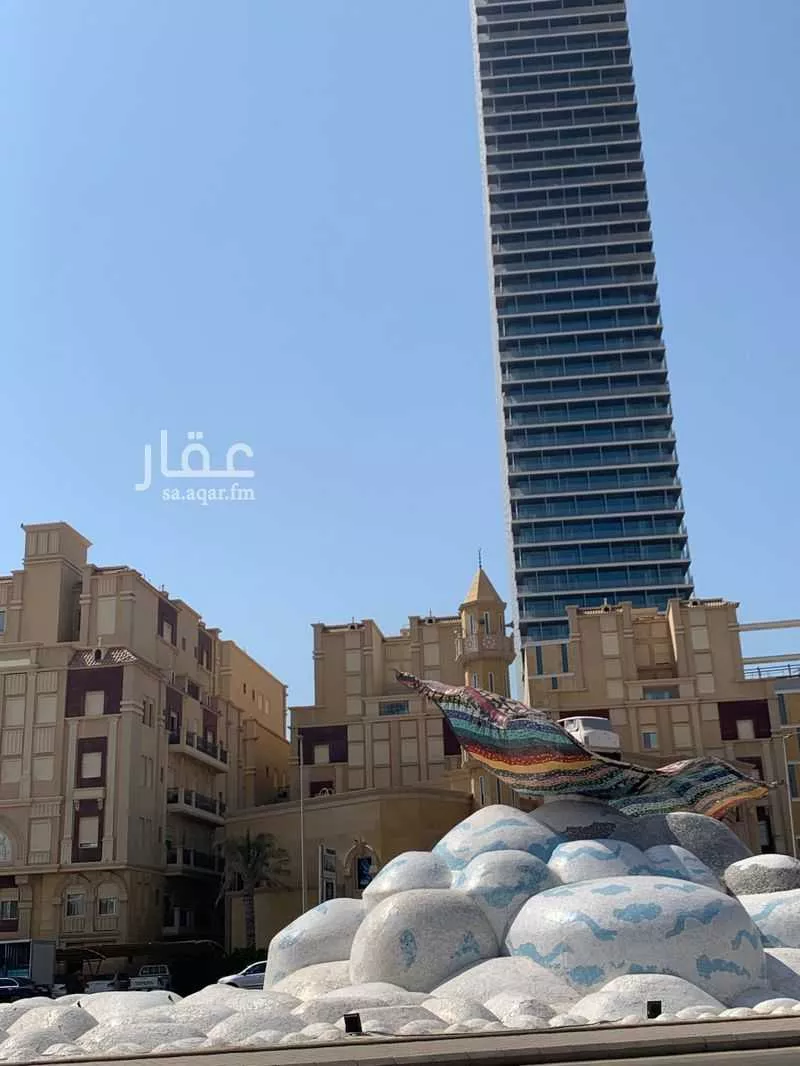 5 bedroom apartment in Al Shati 4