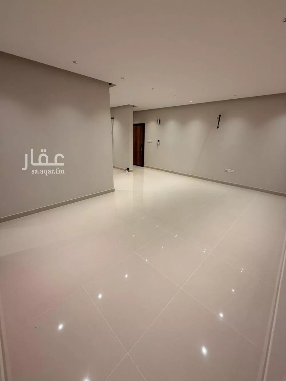 5 bedroom apartment in Taibah 4