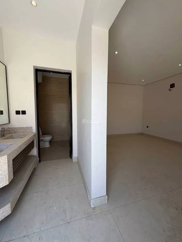 5 bedroom villa in Al Fursan, Eastern Province 7